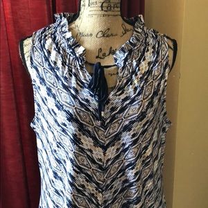 WHBM • Casual Navy Patterned Sleeveless Top L